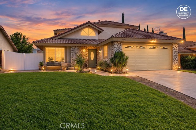 8732 Sandhill — photo