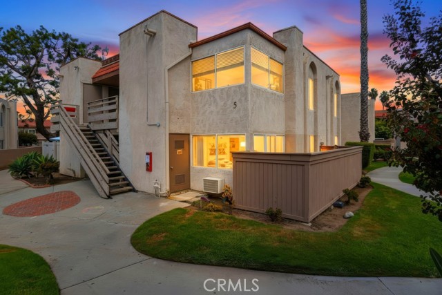 212 S Kraemer — photo