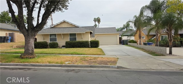 4523 Toyon — photo