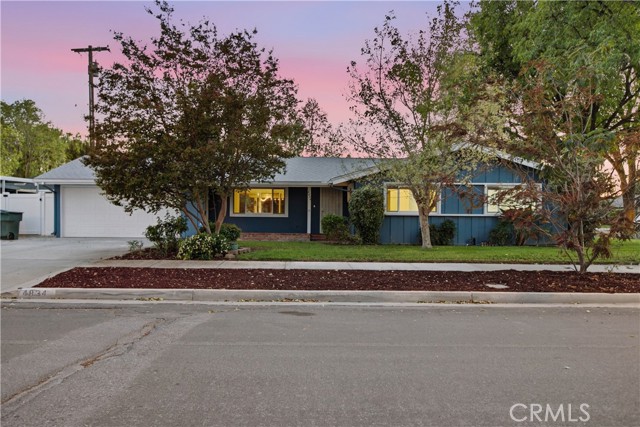 4834 Cliffside — photo