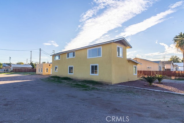 107 Walnut, Needles, CA 92363 — photo 2
