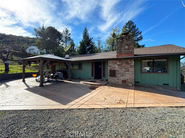 8411 Highway 175 — photo