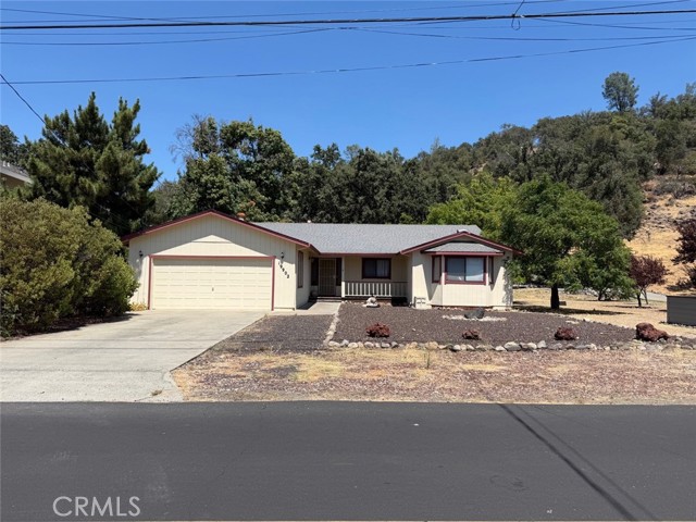 19902 Mountain — photo