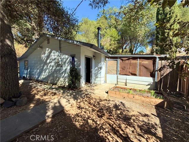 3096 Lakeview Dr — photo
