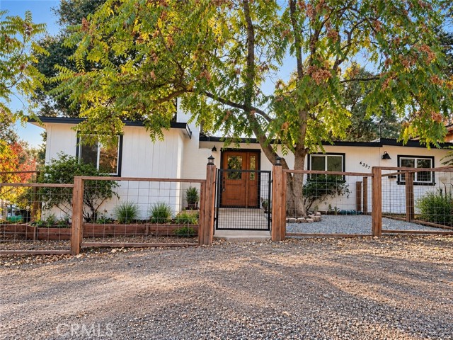 4337 Arnold — photo