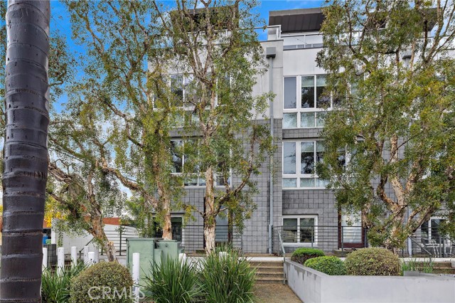 4151 Redwood Avenue #106 — photo