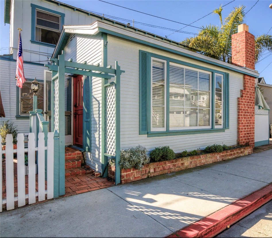 1007 Balboa Ave — photo