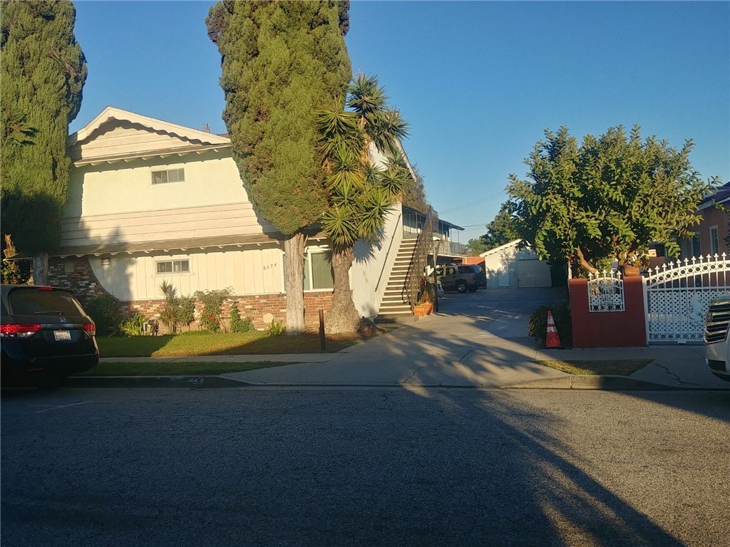 8674 San Gabriel — photo