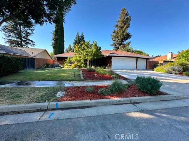 823 Rensselaer Dr, Merced, CA 95348