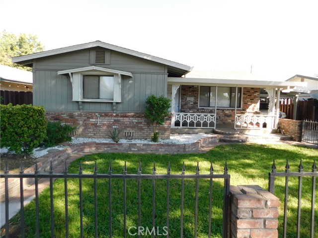 1253 W 11th St — photo