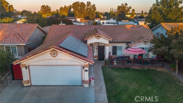 2814 Village Ct — photo