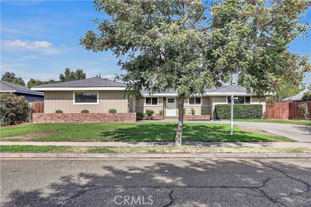 1523 Tamarack Ave — photo
