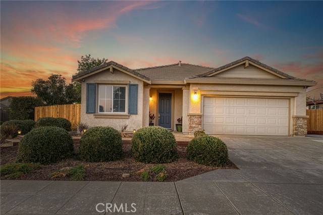 588 Peach Dr — photo