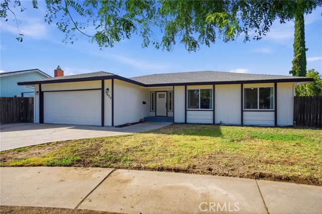 1055 Lees Ct — photo