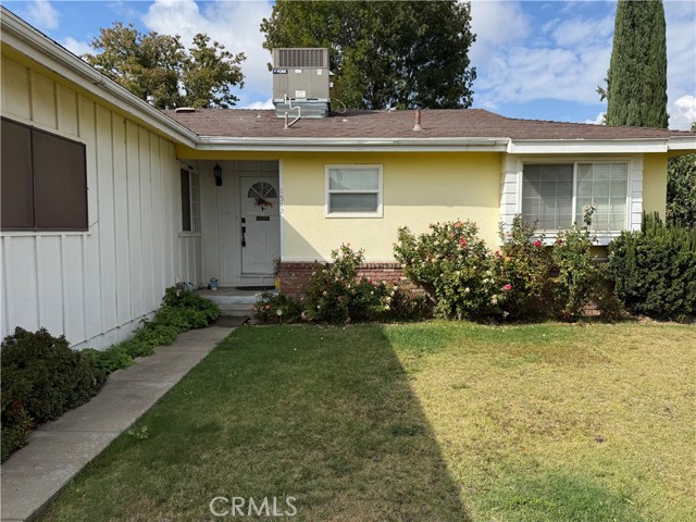 1512 Harding Way — photo