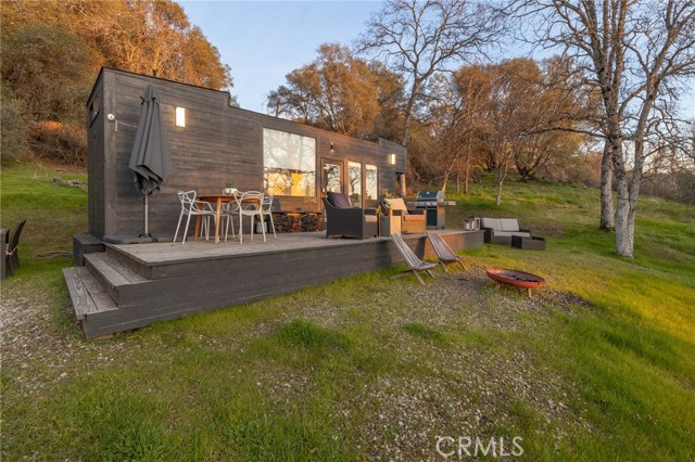 33940 Jennifer Way — photo