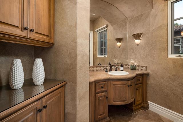 6627 Calle Ponte Bella — photo