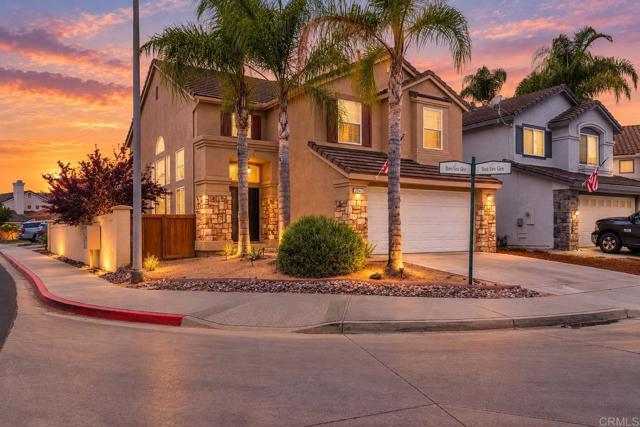 2043 Dawn View Glen — photo