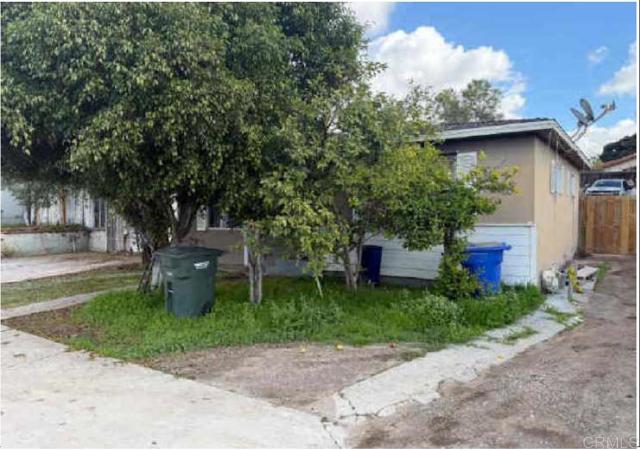 716 Civic Center Dr — photo