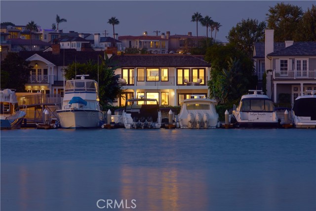2572 Bayshore Dr — photo