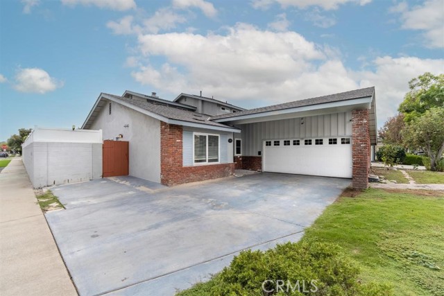 3190 Claremore — photo