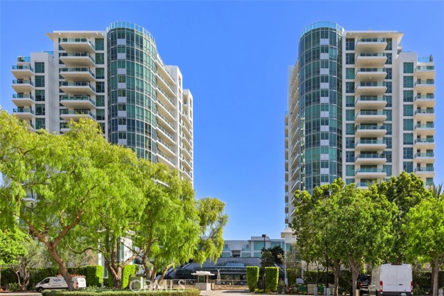 3131 Michelson 1601 — photo