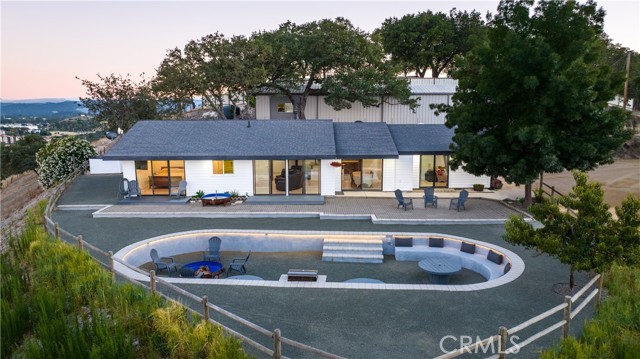 840 Madrone — photo