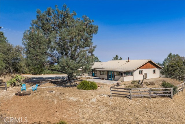 3395 Parkhill Rd — photo
