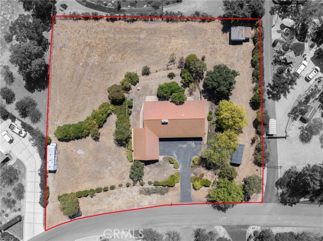920 Walnut, Paso Robles, CA 93446 — photo 2