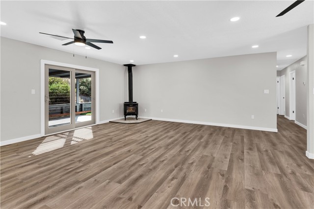 3925 Hillcrest — photo