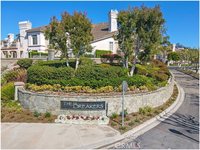 200 Shorebreaker Dr — photo