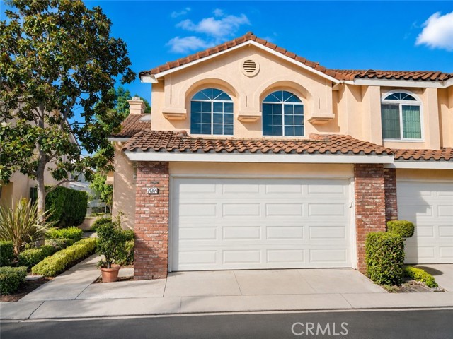 24364 Hilton Way — photo