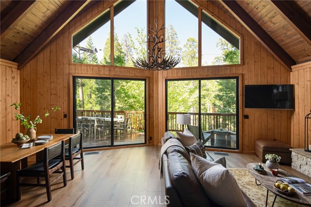 240 Blue Lake Rd — photo