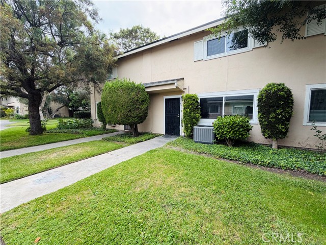 630 S Knott 54 — photo