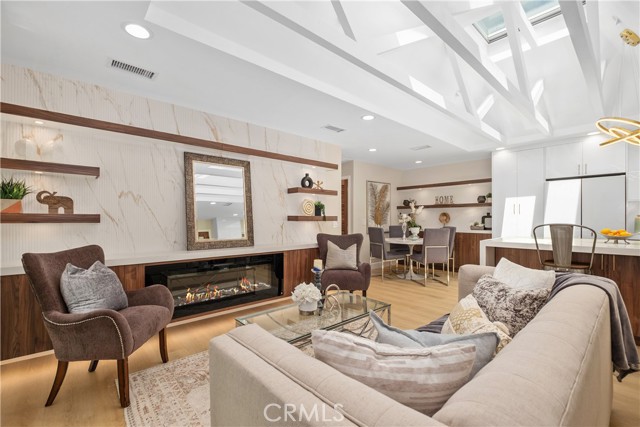 2319 Via Puerta Unit O — photo