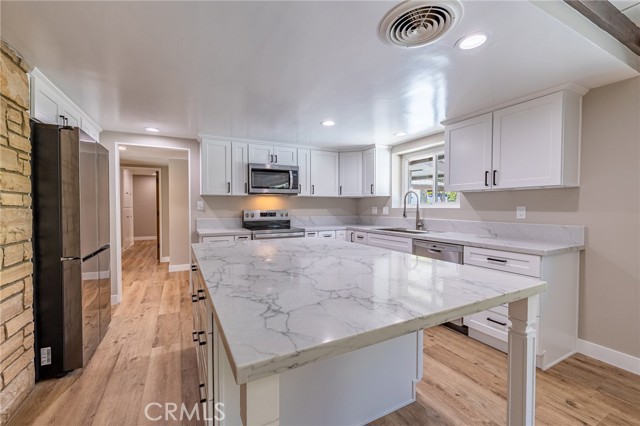 3860 Valley Lights Drive — photo