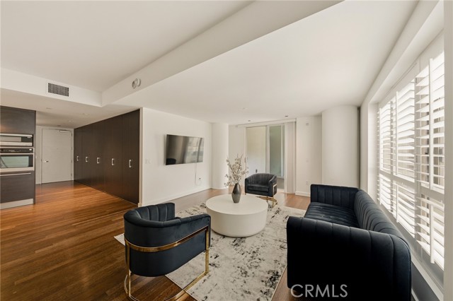 6250 Hollywood Blvd Unit 4M — photo