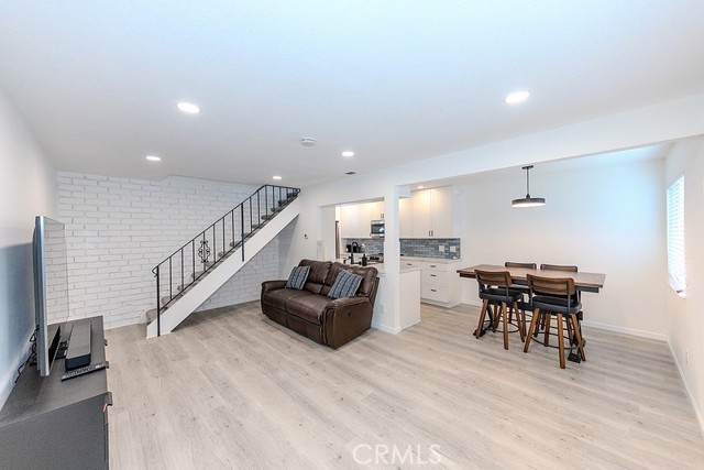 16684 Arbor 110C — photo