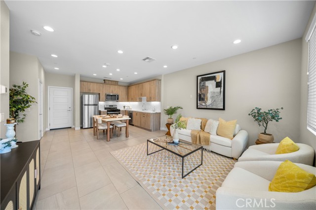 4016 E Peony Paseo Unit #4 — photo