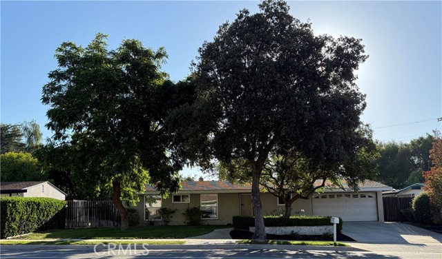 545 E Gainsborough Rd — photo