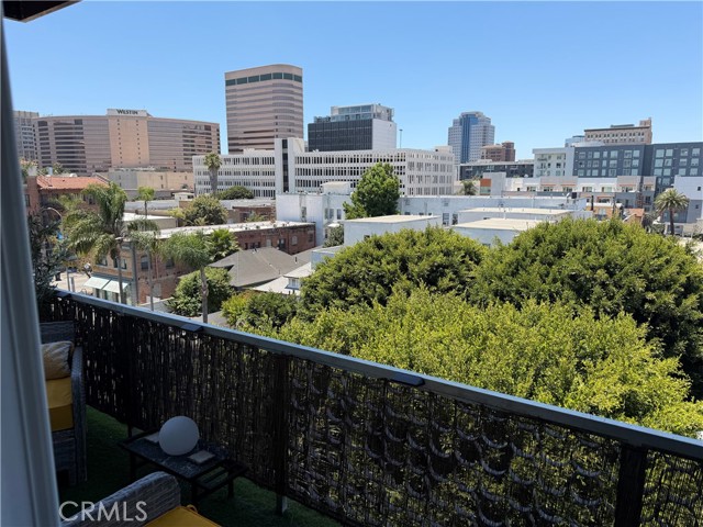 230 Linden 502 — photo