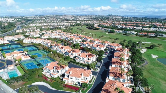 25 Centre Ct 90 — photo