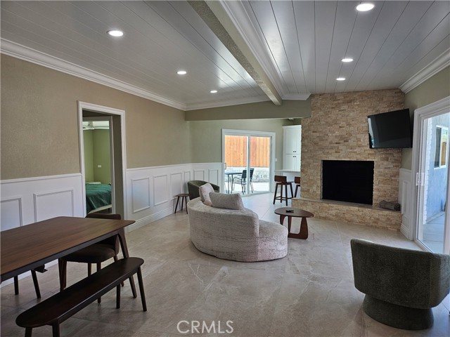 44250 Russell Ln — photo
