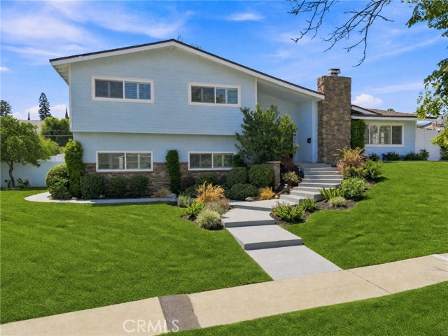 1623 N Vallejo — photo