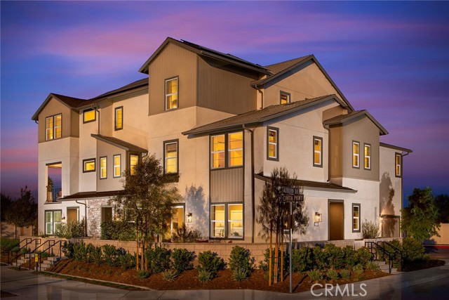 12829 Glacier Way — photo