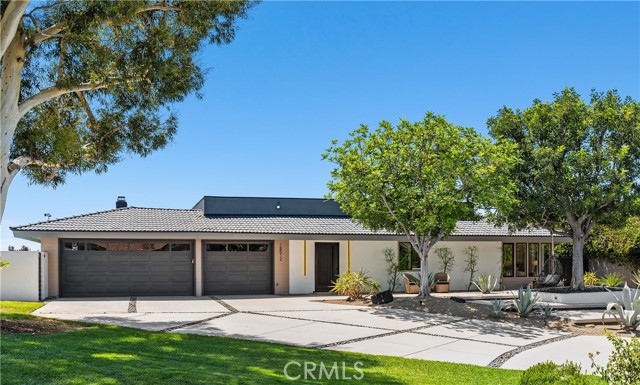 18512 Lincoln Cir — photo