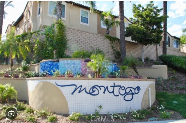 30484 Pelican Bay a — photo