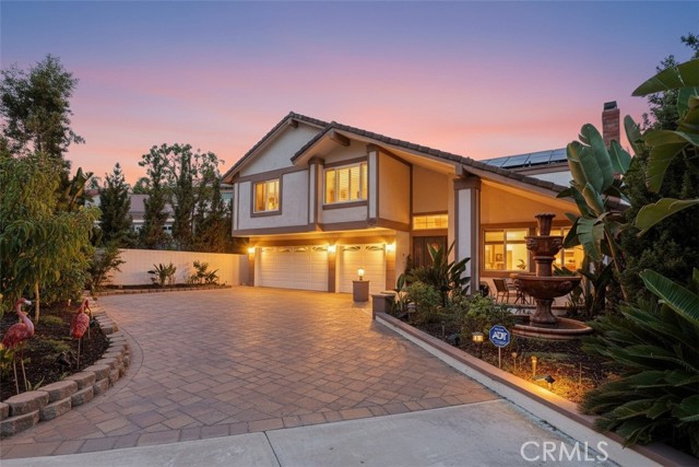 6425 E Shady Valley Ln — photo