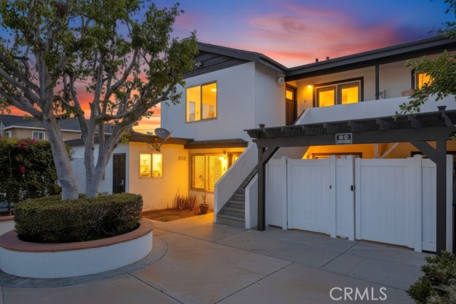 1010 Valencia St D — photo
