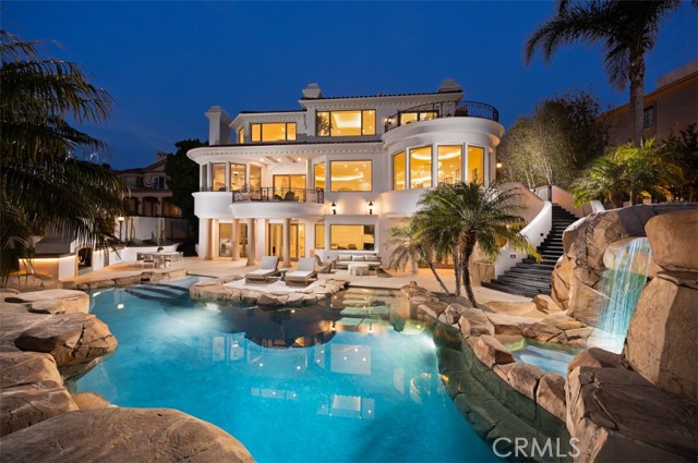5 Sailview — photo